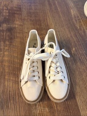 Casual Cream Canvas Lace-Up Espadrille Sneakers